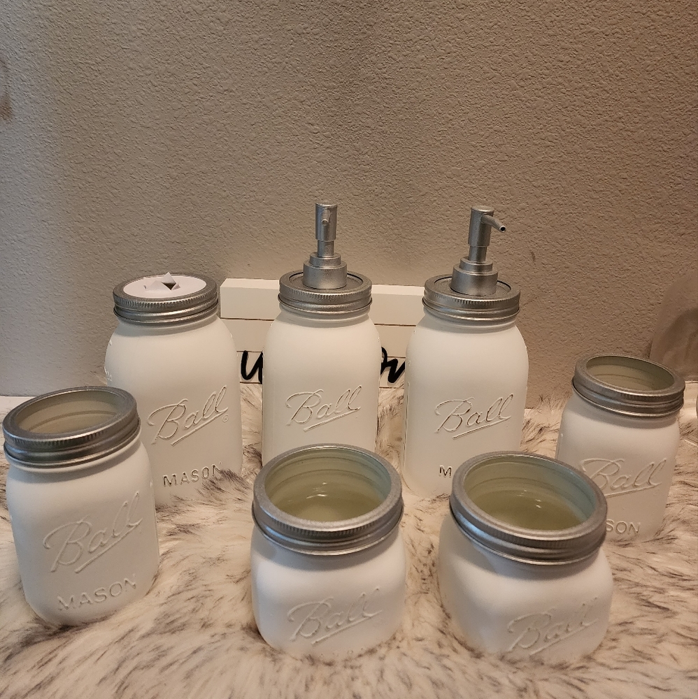 New Bathroom mason jar decor
